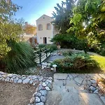 Alamango Otel